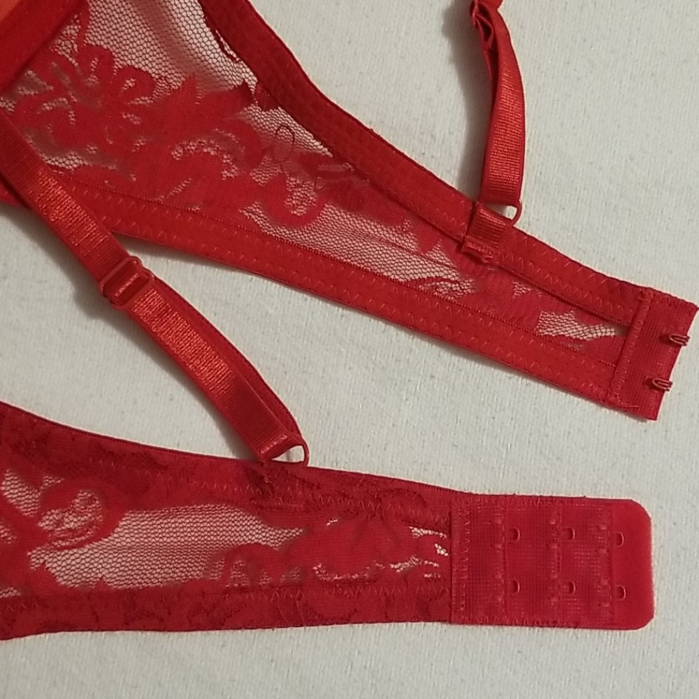 NEW Red Extreme Push Up Bra with Sequins - Picture 4 of 10